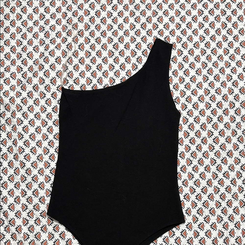 Wild Honey Black One-Shoulder Bodysuit